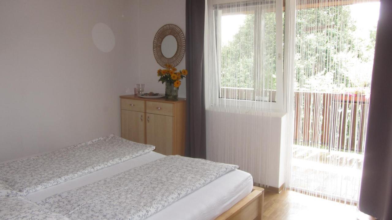 Appartement Am See Podersdorf am See Bagian luar foto